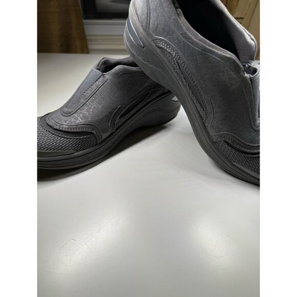 BZEES Derive Wedge Slip On Sneakers Gray Cloud Mesh Top Cloud Technology Sz 7.5 - Picture 4 of 10
